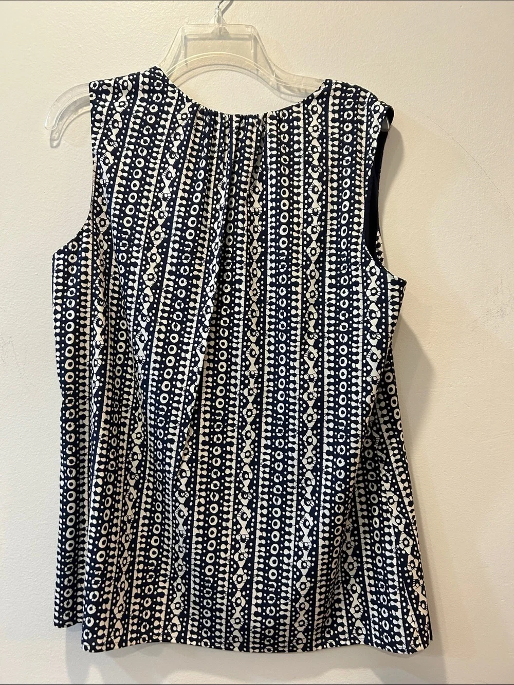 Tory Burch Navy and White Printed Sleeveless Blouse with Geometric Pattern